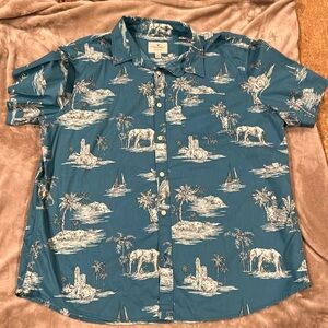 NWOT MENS BUTTON DOWN AMERICAN EAGLE OUTFITTERS , EXTRA LARGE SHIRT